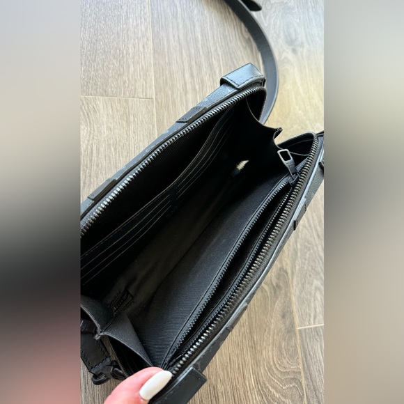 Louis Vuitton soft trunk wallet - Picture 6 of 6